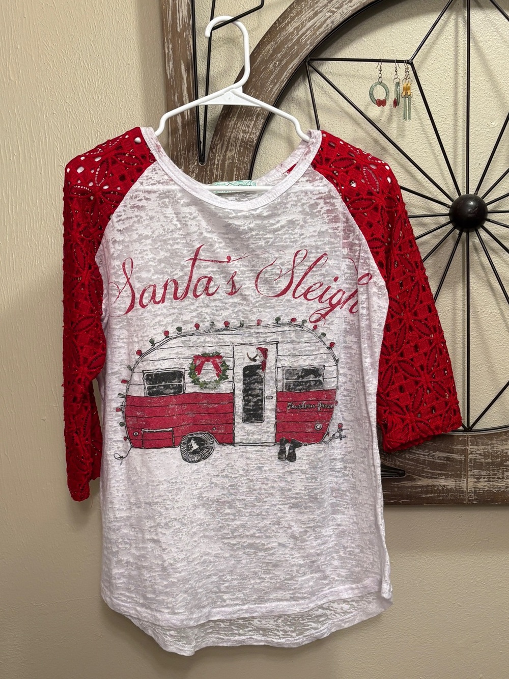 Southern Grace White & Red Holiday Camper Raglan Tee